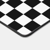 Geruite vierkanten zwart-wit geometrische retro bureaumat (Hoek)