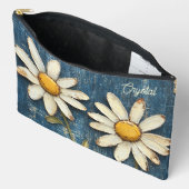 Geschaafde Denim en Madeliefje Etui (Open)