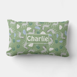 Geschenk safari motief voor jongen salie groen kussen