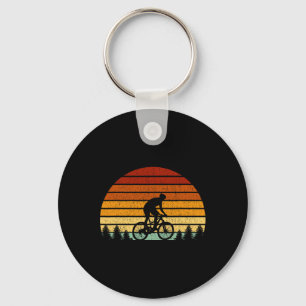 Geschenk voor bergfietsers met vintage zonsonderga sleutelhanger