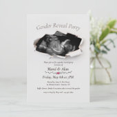 Gescheurde randen Fotogender Reveal Party Invitati Kaart (Staand voorkant)
