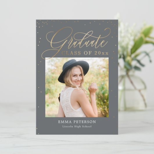 Geschikte, EDITABLE Afstuderen-uitnodiging Kaart (Staand voorkant)