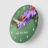 Geschilderd Dame Butterfly op de Bloem van de Ronde Klok (Hoek)