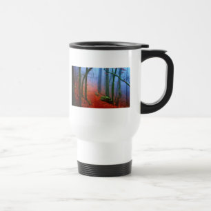 Geschilderd herfstblauw bos mist reisbeker