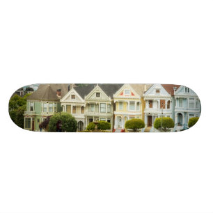 Geschilderde dames, Victoriaans huizen en skyline Skateboard
