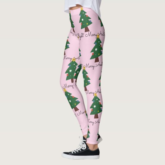 Geschilderde kerrie en heldere kerstbomen op roze leggings (Links)