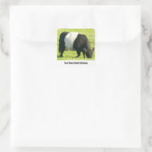 Geschilderde look Belted Galloway Koe in het veld Vierkante Sticker (Tas)