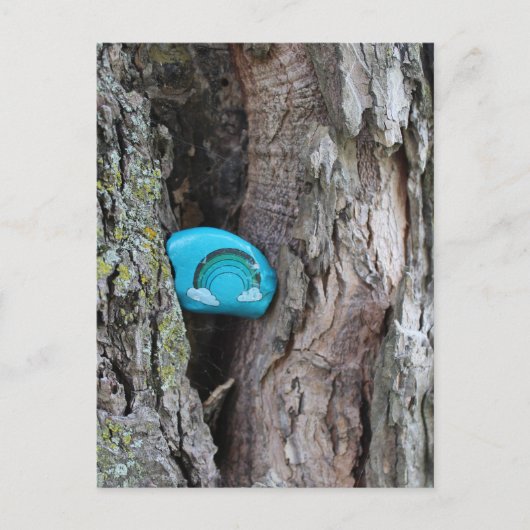 Geschilderde RAK Little Rainbow Rock Verborgen in  Briefkaart (Voorkant)