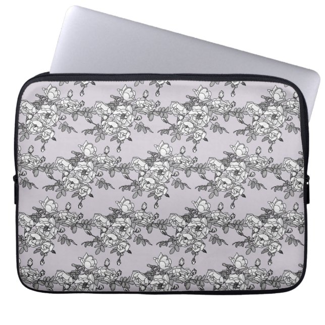 Geschilderde witte rozen op poederroze laptop sleeve (Voorkant)