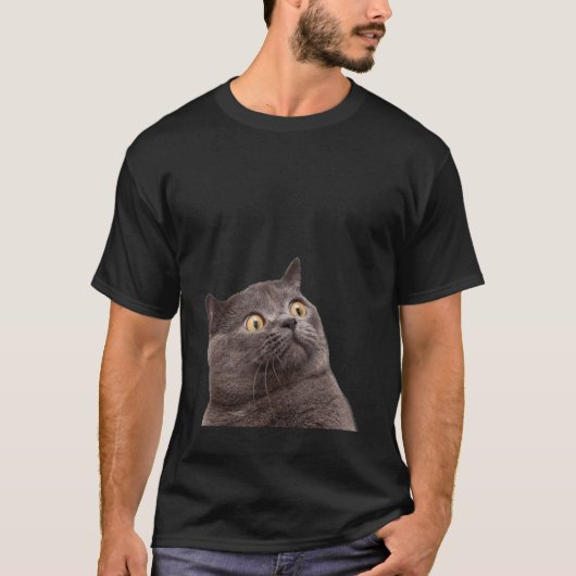 Geschokte kattenmeme t-shirt (Voorkant)
