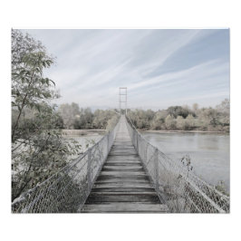 Geschorste brug over de rivier foto afdruk