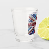 Geschoten glas met Britse kleuren (Links)