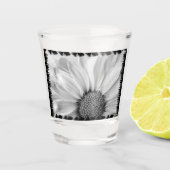 Geschoten in silhouet shot glas (Voorkant)