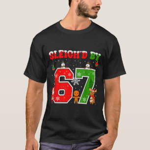 Geslagen Door 67 Grappige Zes Zeven Meme 6 7 Kerst T-shirt