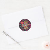 Gesneden-hout-look suikerschedel w / Floral Crown Ronde Sticker (Envelop)