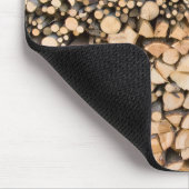 Gesneden hout op een hoop mousepad muismat (Hoek)