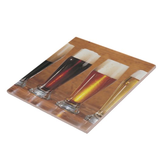 Gesorteerde bier en walvissen tegeltje (Zijkant)