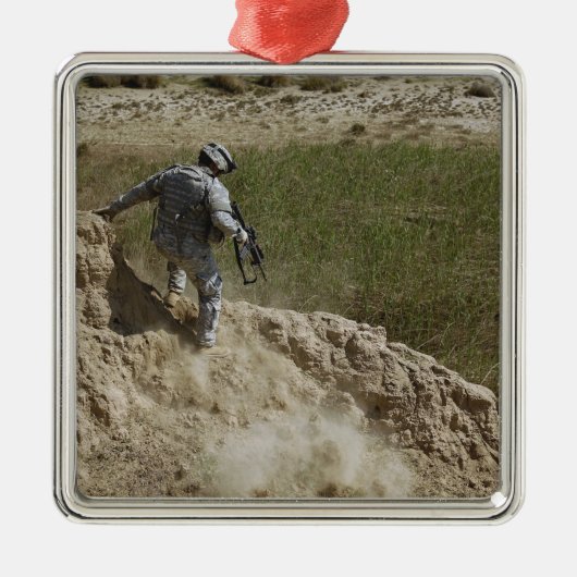 Gespecialiseerde klimmen naar beneden metalen ornament (Voorkant)