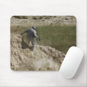 Gespecialiseerde klimmen naar beneden muismat (Met muis)