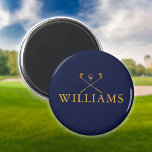 Gespecialiseerde marineblauw- en goudgolfclubs magneet<br><div class="desc">Pas de naam in klassieke typografie aan om een uniek golfgeschenk te creëer en in het belang van elke golfer. Ontworpen door: Thisnotme©</div>