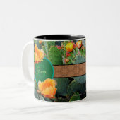 Gespecialiseerde Oranje monogram Prickly Pear Cact Tweekleurige Koffiemok (Voorkant links)