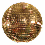 Gespiegelde Disco Ball 2 sculptuur Staand Fotobeeldje<br><div class="desc">5 x 7 inch beeldhouwwerk van een gouden gespiegelde Disco-bal. Dit is een geweldig partijdeuropening die overal kan worden gebruikt,  zelfs in je middelpunt. Zie bijpassende acrylfoto-beeldhouwpin,  sleutelhanger,  magneet en ornament. Zie het volledige collectie van de Fotobeelden van Disco 70s in DECOR | Sectie Props en komkommers.</div>