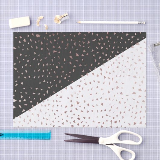 Gespikkelde goudvlokken op zwart-wit tissuepapier (Craft)