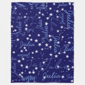 Gespikkelde sterren op donkerblauwe hemel met naam fleece deken (Voorkant)