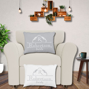 Gespleten Monogram Familienaam Zilveren Grijze Lij Accent Kussen