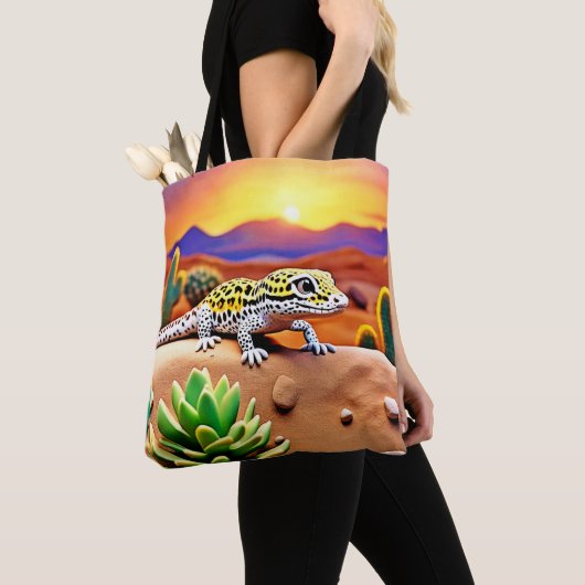Gespot Gecko Woestijn Zonsondergang Tote Bag (Dichtbij)