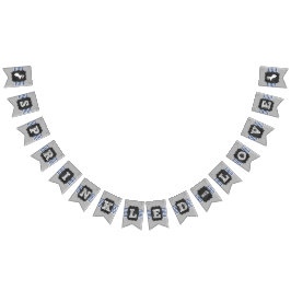 Gesprenst met liefdesbuck baby sprinkhaan, grijze  vlaggetjes