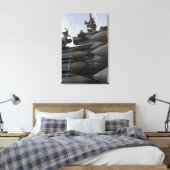 Gestapelde ordnantie klaar om te worden geladen canvas afdruk (Insitu (Slaapkamer))