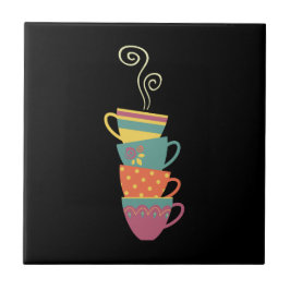 Gestapelde porseleinen, thee, koffiesteaming tegeltje