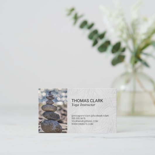 Gestapelde stenen | Zen | Yoga Visitekaartje (Staand voorkant)
