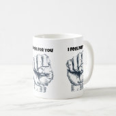 Gestegen gebalde vuist koffiemok (Voorkant rechts)