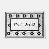 Gesteld 2022 Zwarte Witte Tegel Ontwerp - Aangepas Deurmat (Voorkant)