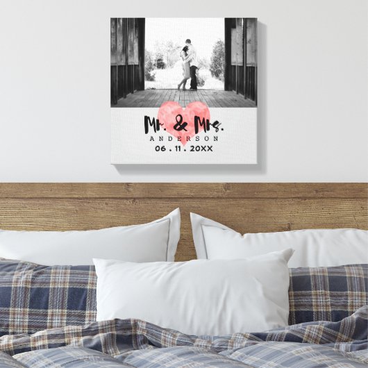 Gestempeld hart rustieke Mr. & Mrs bruiloft Canvas Afdruk (Insitu (Slaapkamer))