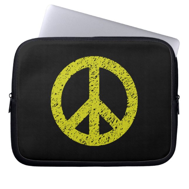 Gestenciled Peace Symbol - Banana op Blk Laptop Sleeve (Voorkant)