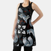 Gestileerde blauwe vossen met ingewikkelde bloemmo schort (Insitu)