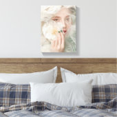 Gestileerde Bloemen Gebed Portret Canvas Afdruk (Insitu (Slaapkamer))