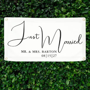 Gestileerde net getrouwde auto banner