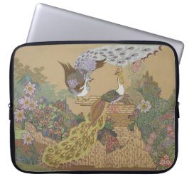 Gestileerde pauwen in bloementuin laptop sleeve