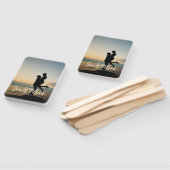 Gestolen foto. Naam en typografie jaar. Handwaaier (Niet-gemonteerd)