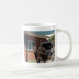 Gestopt voor een Spell, een Amiish Horse bij stopt Koffiemok