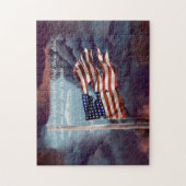 Gestorven, maar niet vergeten, rook- en tornvlag legpuzzel (Verticaal)