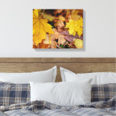 Gestorven Maple laat Yellow Autumn Natuur Canvas Afdruk (Insitu (Slaapkamer))