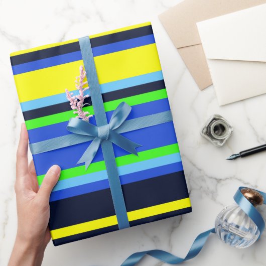 Gestreept blauw, Limoen en geel Modern Gift Wrap Cadeaupapier (Geschenken)