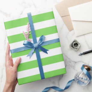 Gestreept gras groene kleur cadeaupapier