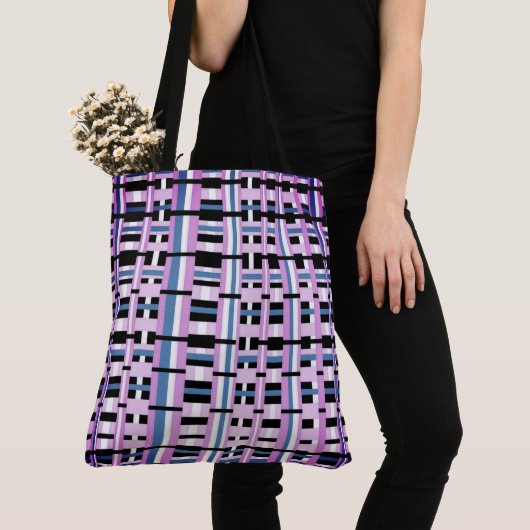 Gestreept in Slate Blue, Orchid, Black & White Tote Bag (Dichtbij)