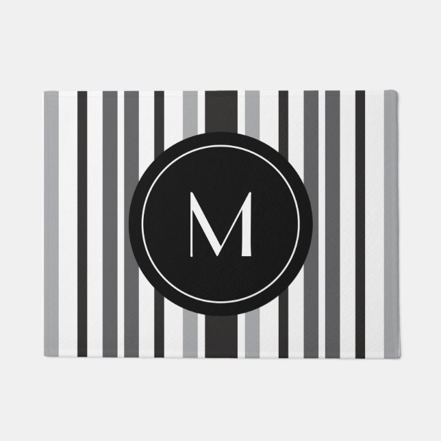 Gestreept patroon Grijs Zwart Wit Custom Monogram Deurmat (Voorkant)